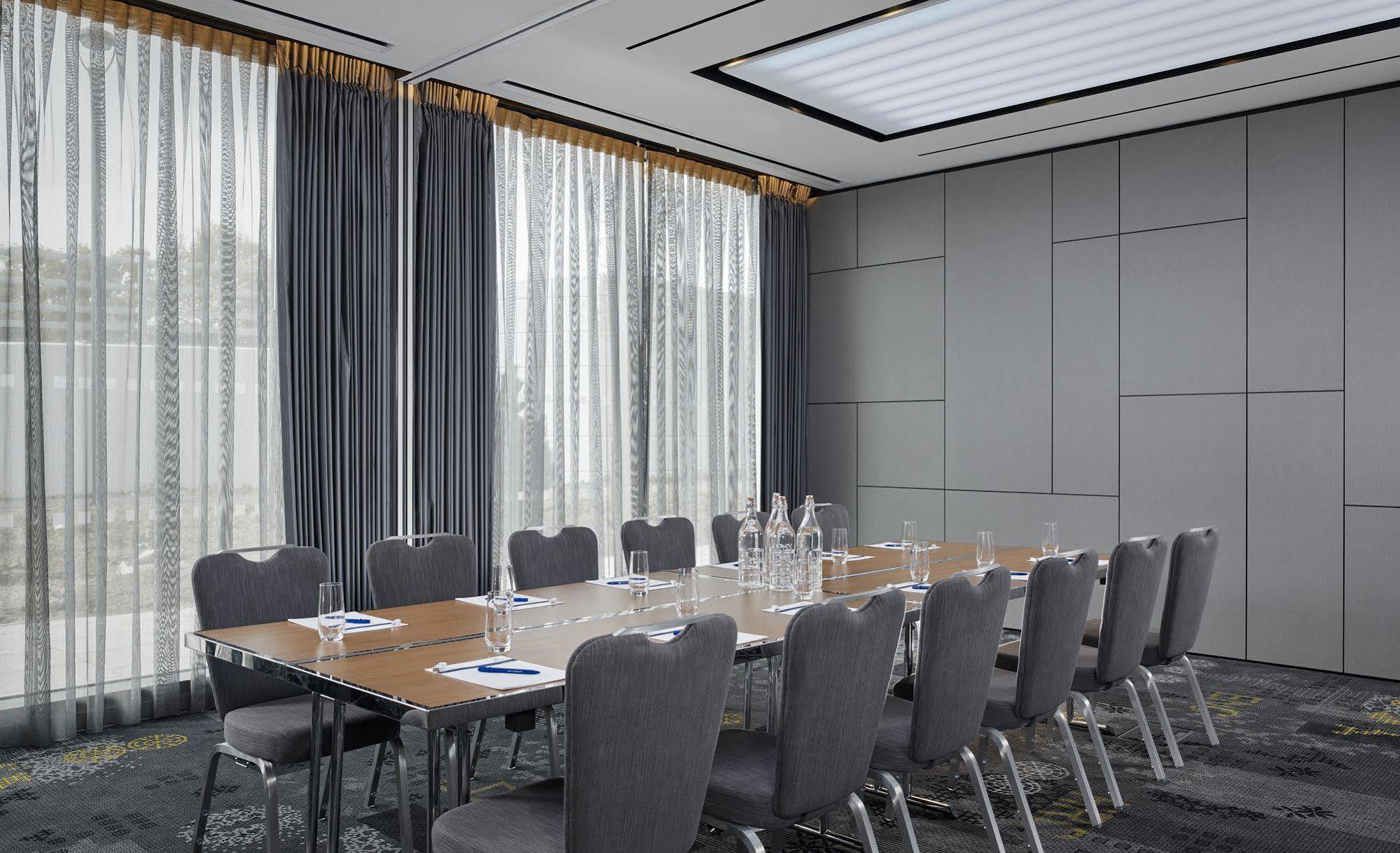 Park Plaza London, Park Royal Londra